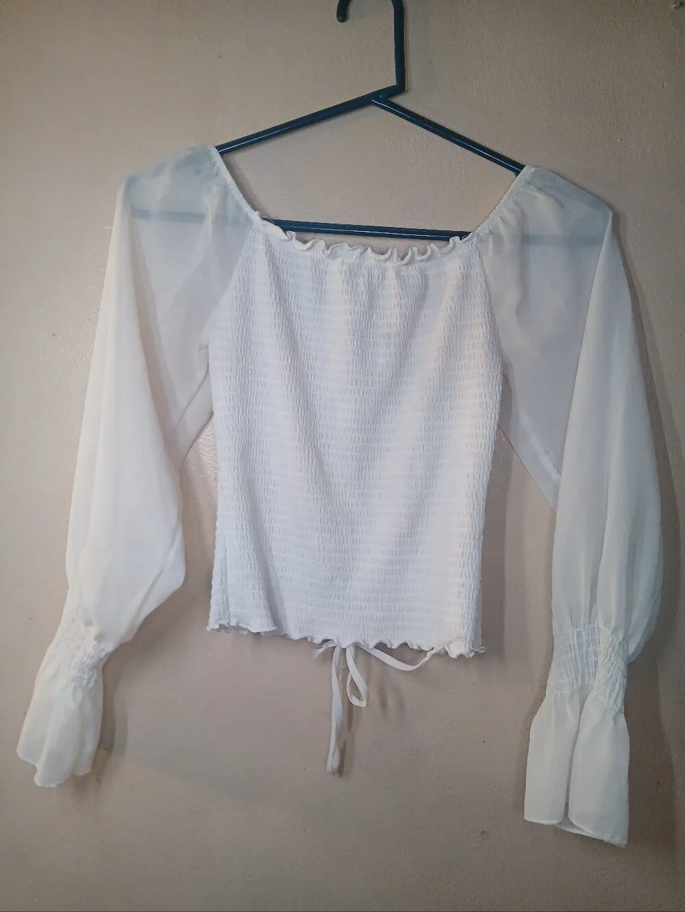 Women’s White Smocked Long-Sleeve Peasant Top